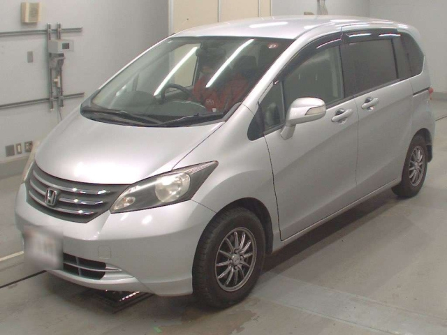 HONDA FREED 2008