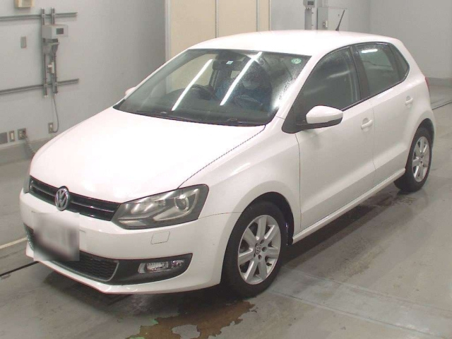 VOLKSWAGEN POLO 2012