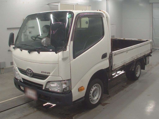 TOYOTA DYNA 2019