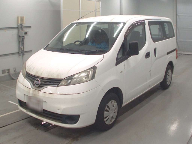 NISSAN NV200 2016