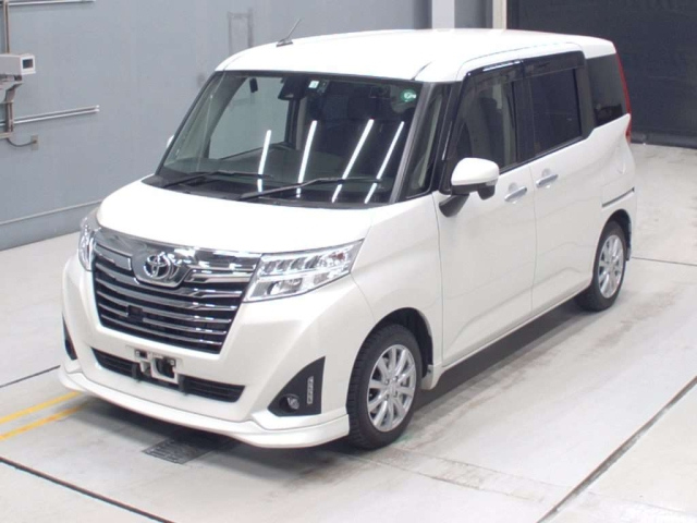 TOYOTA ROOMY 2018
