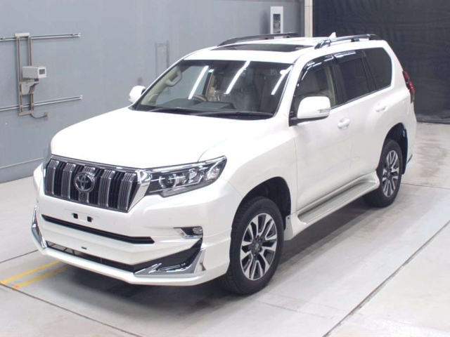 TOYOTA LAND CRUISER PRADO 2023