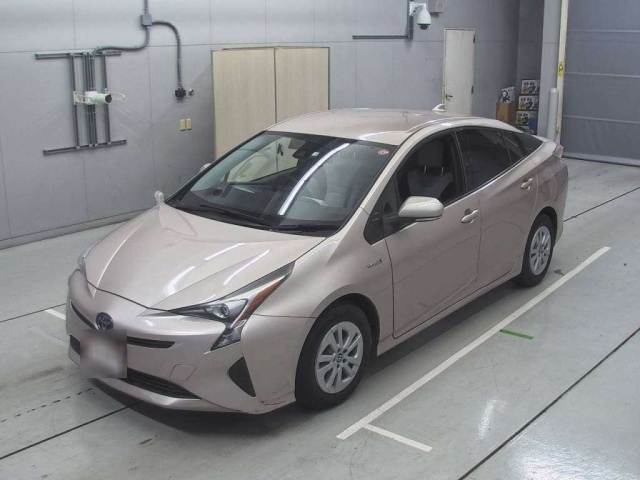 TOYOTA PRIUS 2016