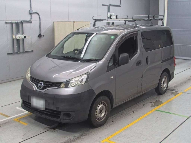 NISSAN NV200 2017