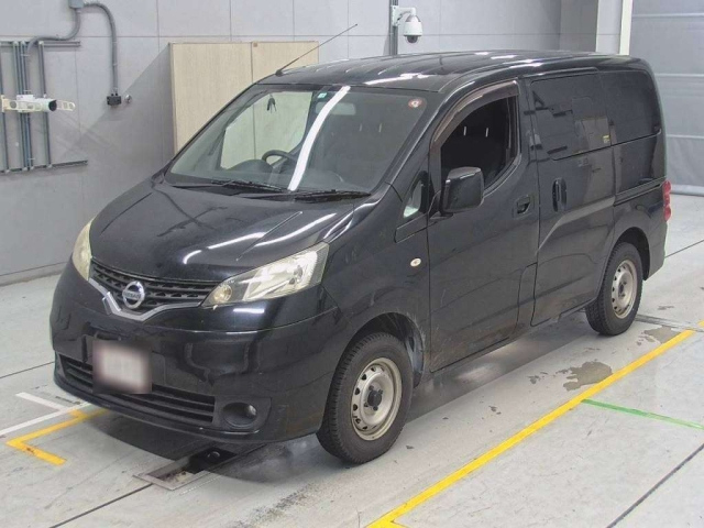NISSAN NV200 2012