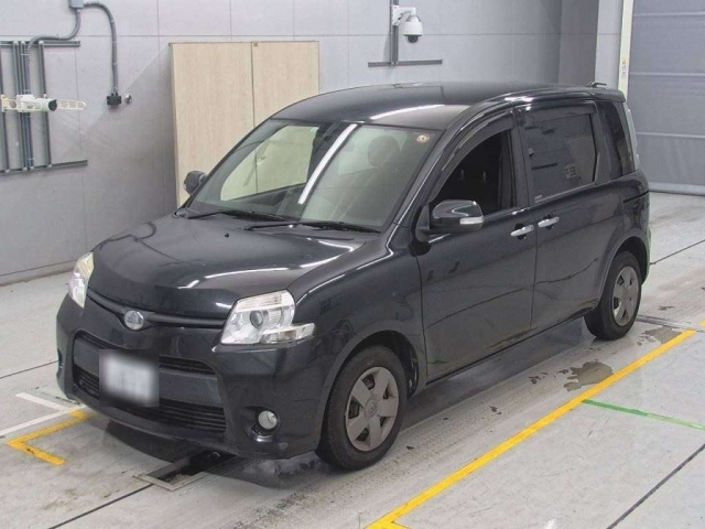 TOYOTA SIENTA 2014