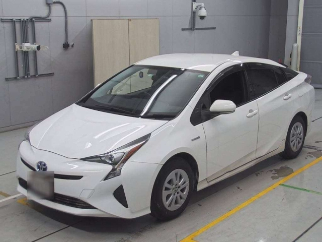 TOYOTA PRIUS 2018