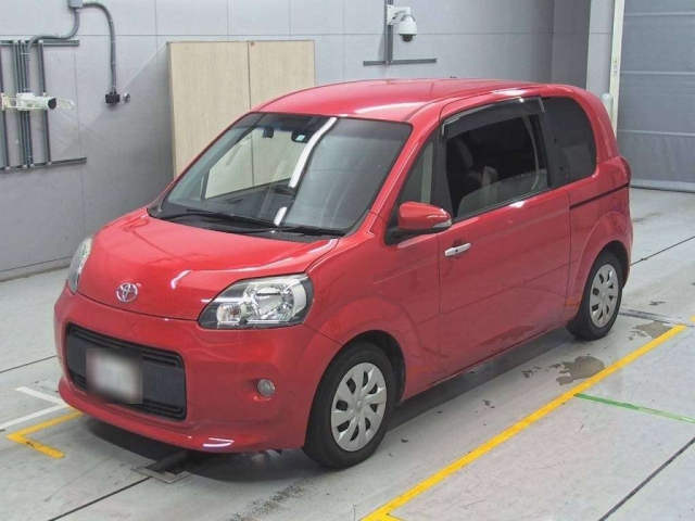 TOYOTA PORTE 2014