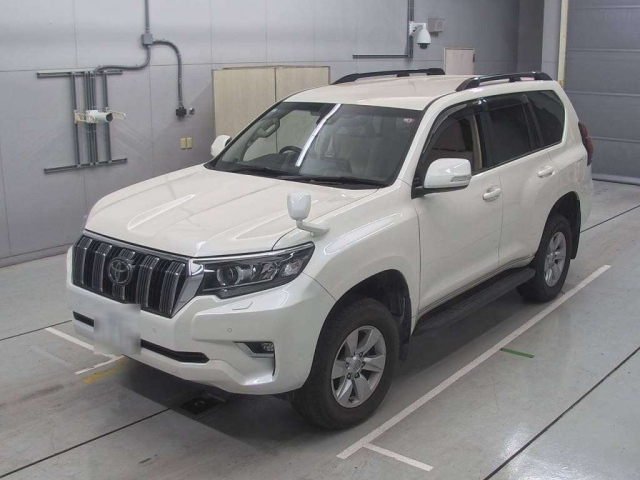 TOYOTA LAND CRUISER PRADO 2023