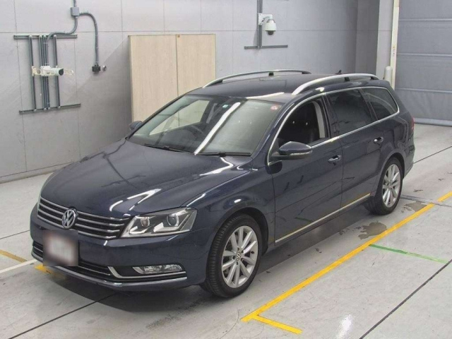 VOLKSWAGEN PASSAT VARIANT 2014