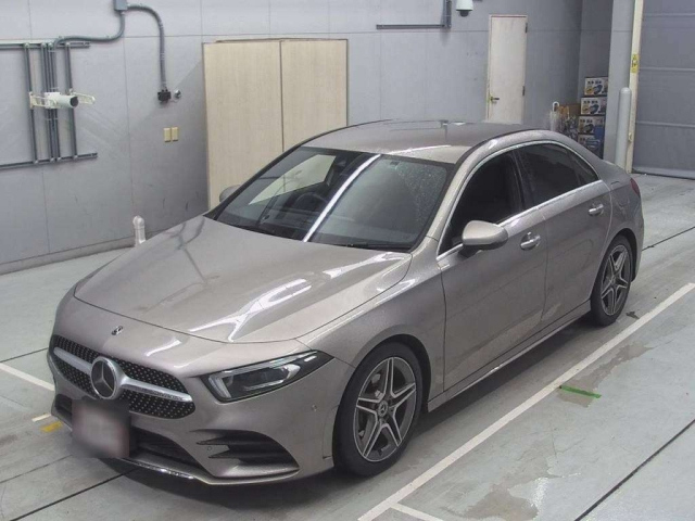 MERCEDES BENZ A CLASS 2020