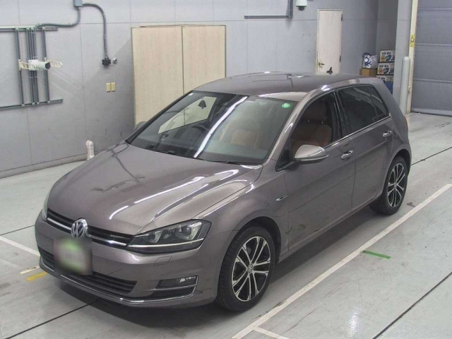 VOLKSWAGEN GOLF 2014