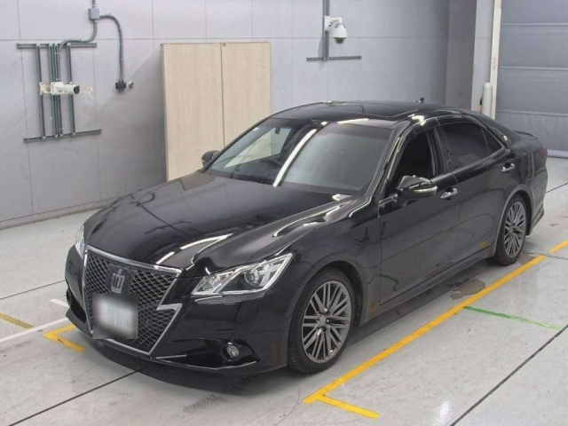 TOYOTA CROWN 2013