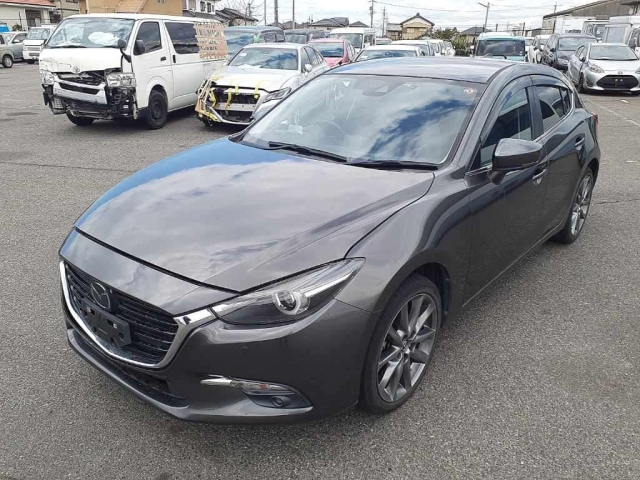 MAZDA AXELA 2018