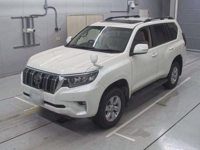 TOYOTA LAND CRUISER PRADO 2019
