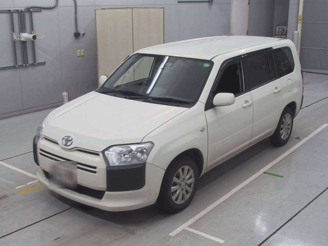 TOYOTA SUCCEED 2020