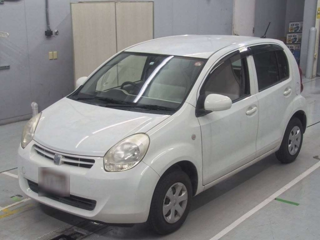 TOYOTA PASSO 2010