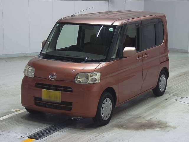DAIHATSU TANTO 2009