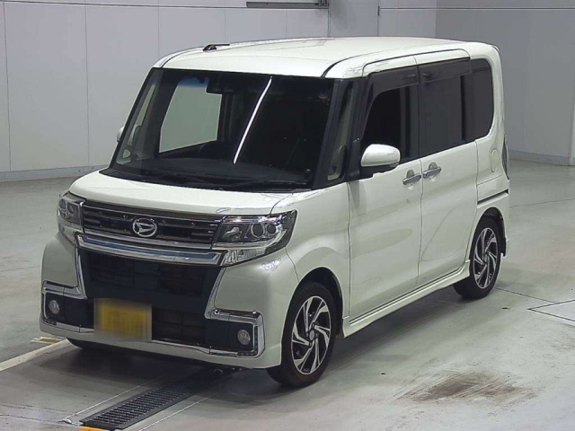 DAIHATSU TANTO 2019