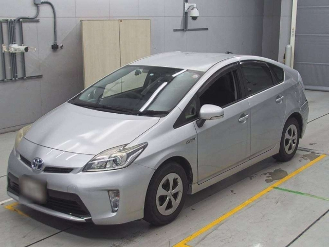TOYOTA PRIUS 2012