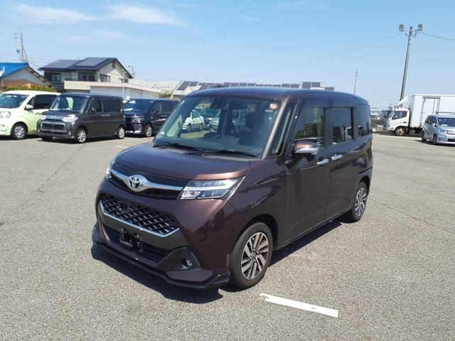 TOYOTA TANK 2018
