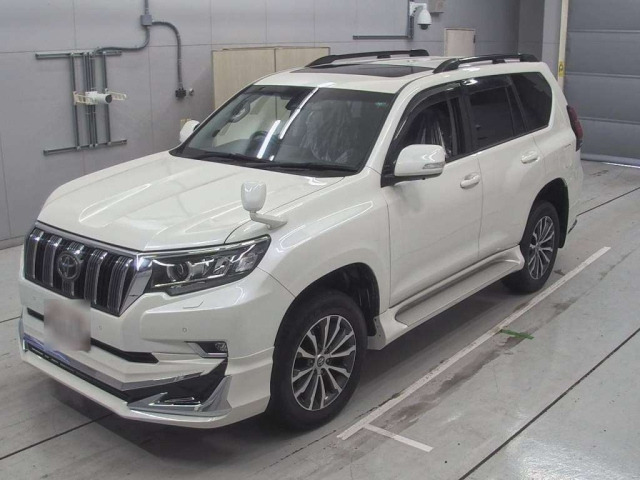TOYOTA LAND CRUISER PRADO 2019