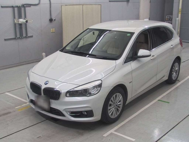BMW 2 SERIES