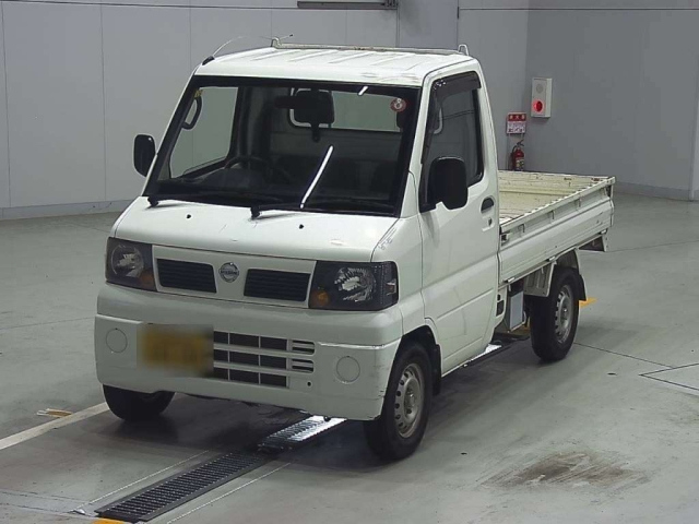 NISSAN CLIPPER TRUCK