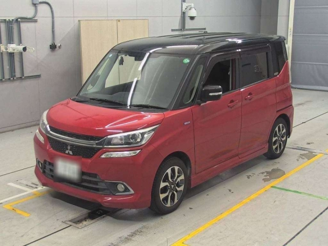 MITSUBISHI DELICA D2