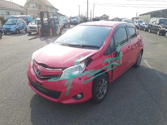 TOYOTA VITZ