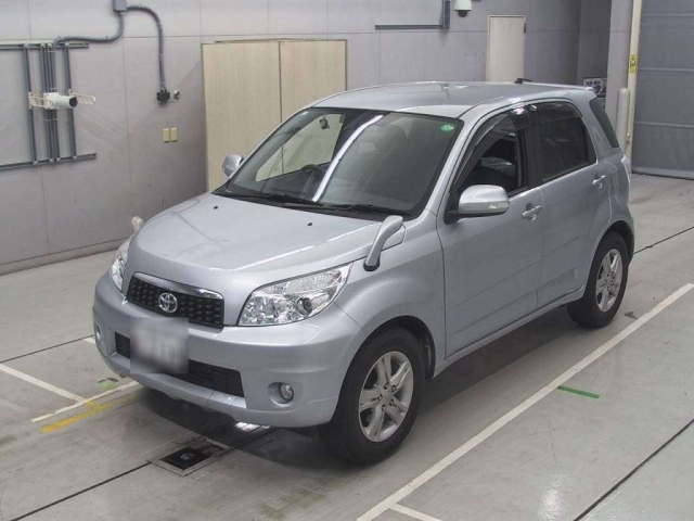 TOYOTA RUSH