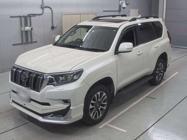 TOYOTA LAND CRUISER PRADO 2023