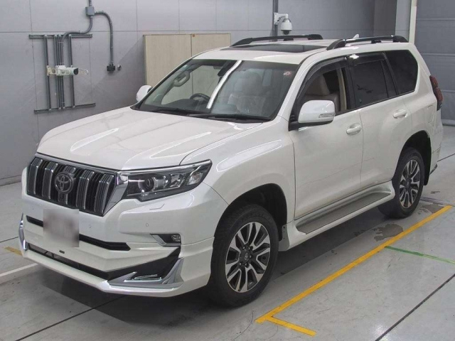 TOYOTA LAND CRUISER PRADO 2023