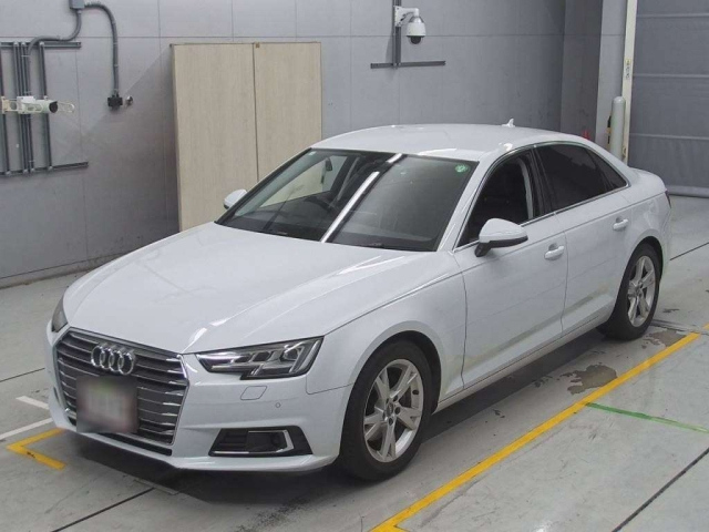 AUDI A4 2016
