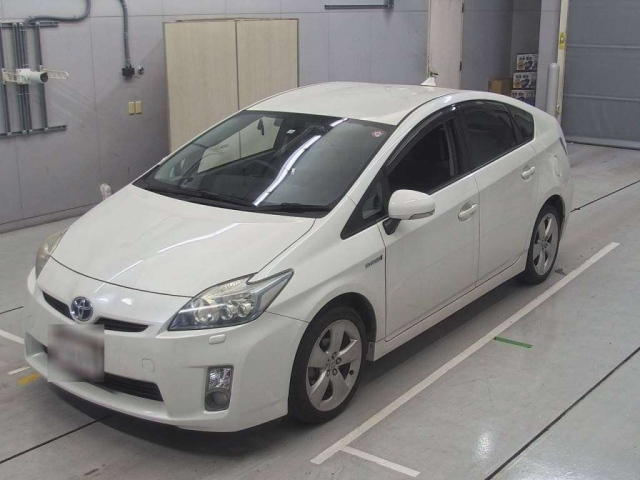 TOYOTA PRIUS 2010