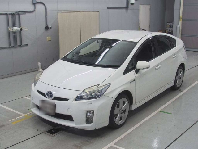 TOYOTA PRIUS 2011