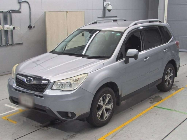 SUBARU FORESTER 2014