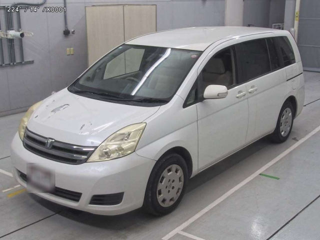 TOYOTA ISIS