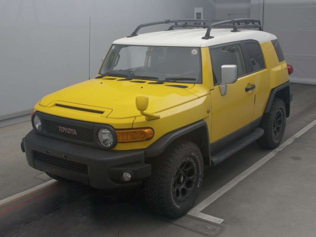 TOYOTA FJ CRUISER 2016