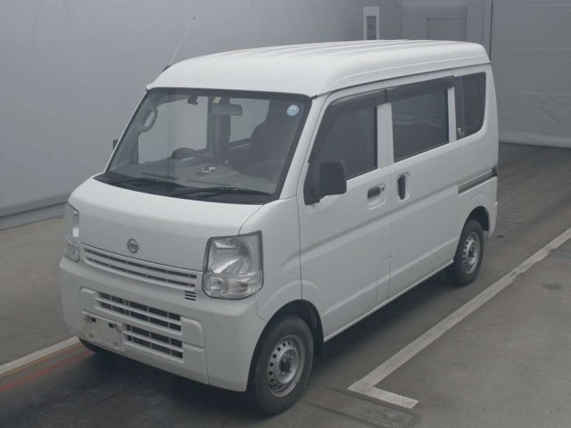 NISSAN CLIPPER VAN