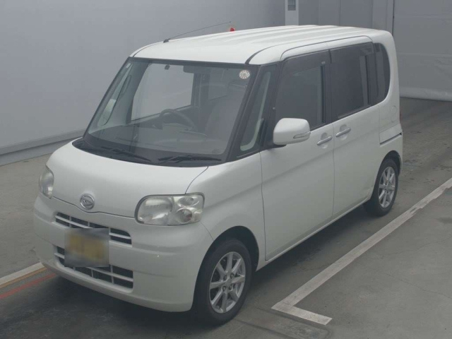 DAIHATSU TANTO 2012