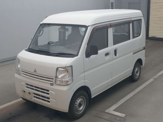 MITSUBISHI MINICAB VAN 2017