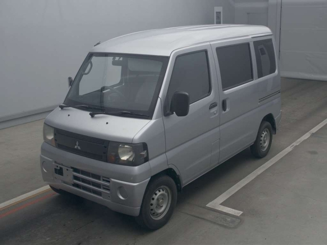 MITSUBISHI MINICAB VAN
