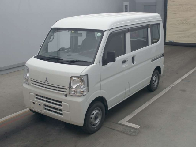 MITSUBISHI MINICAB VAN 2017