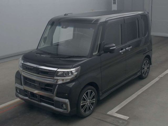 DAIHATSU TANTO 2016