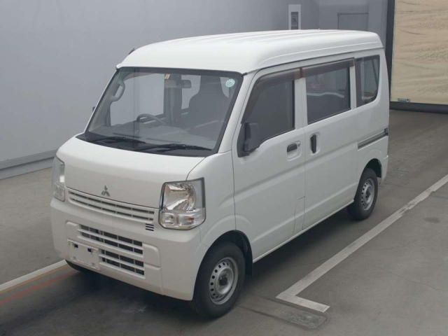 MITSUBISHI MINICAB VAN 2017