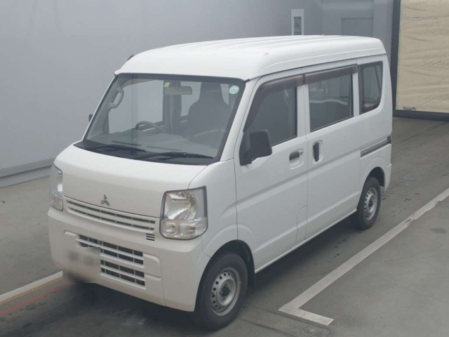 MITSUBISHI MINICAB VAN
