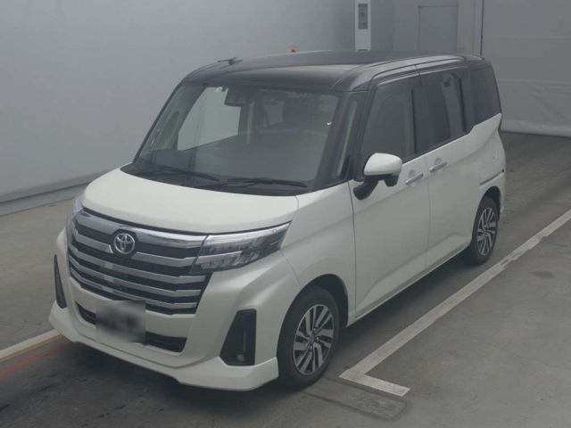 TOYOTA ROOMY 2022
