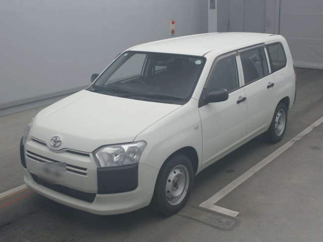 TOYOTA PROBOX 2018