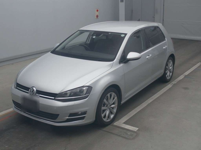 VOLKSWAGEN GOLF 2016